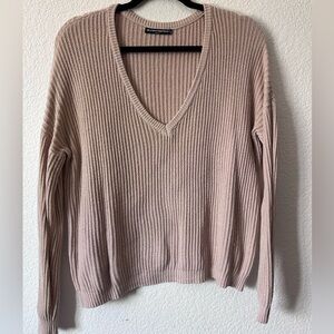 Brandy Melville sweater